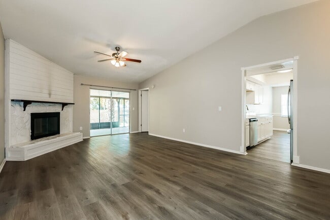 Building Photo - 747 Climate Dr