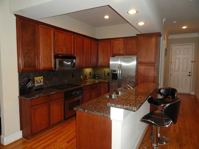 Building Photo - 58 Briar Hollow Ln