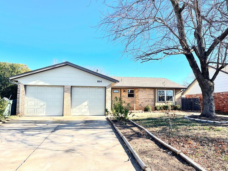 804 Pintail Pl, Edmond, OK 73003 House for Rent in Edmond, OK