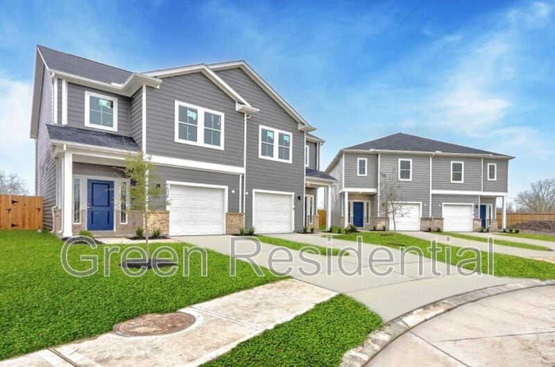Primary Photo - 4810 Centipede Rd