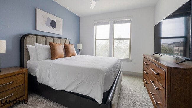 Foto del edificio - 3100 Scofield Ridge Pkwy