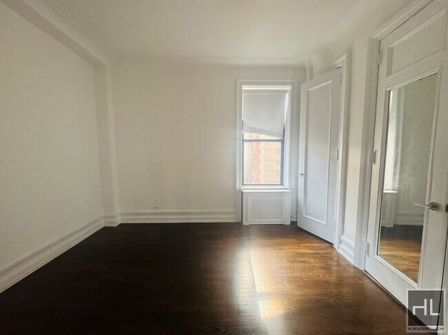 Foto del edificio - WEST 72 STREET