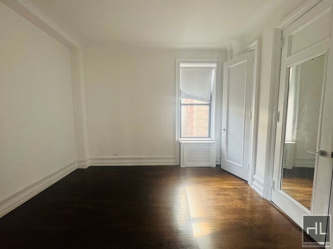 Building Photo - WEST 72 STREET