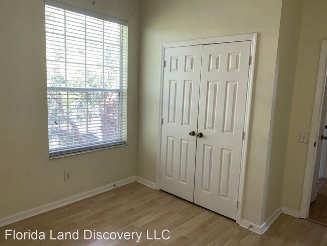 Building Photo - 3 br, 2 bath House - 6166 Stevenson Dr Uni...