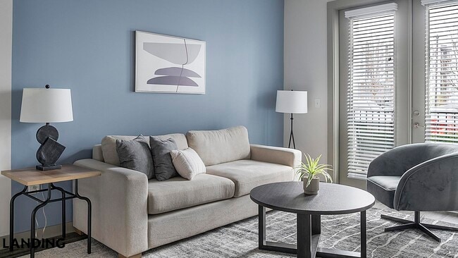 Building Photo - 2165 Nolensville Pk