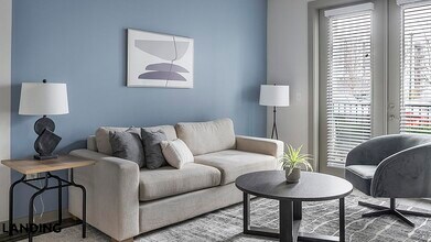 Building Photo - 2165 Nolensville Pk