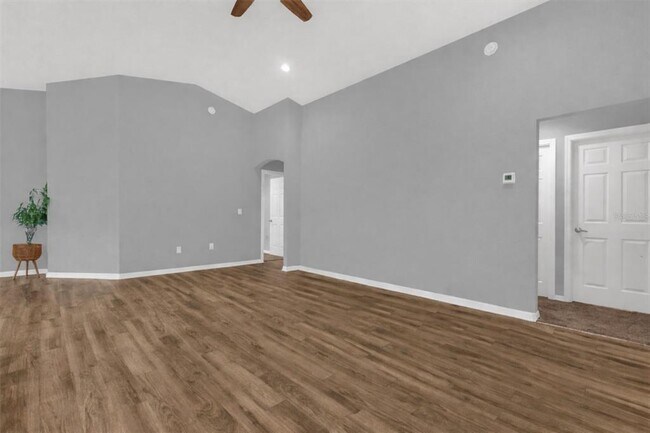 Foto del edificio - 955 Pearly Ridge Ln