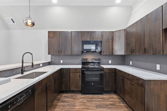 Foto del edificio - 1834 Woodvine Dr