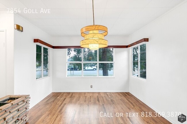 Building Photo - 7854 Goll Ave