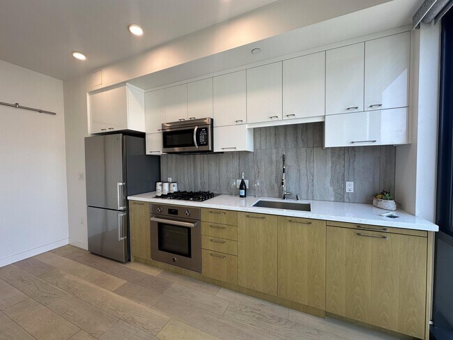 Foto del edificio - 400 S Broadway