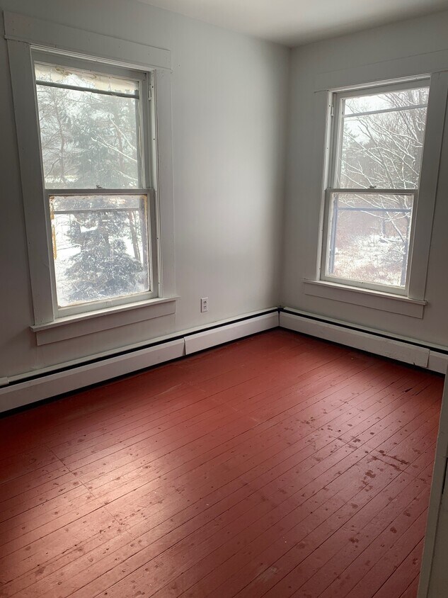 10 South St Unit Apt. 2, Stamford, NY 12167 Apartments in Stamford, NY