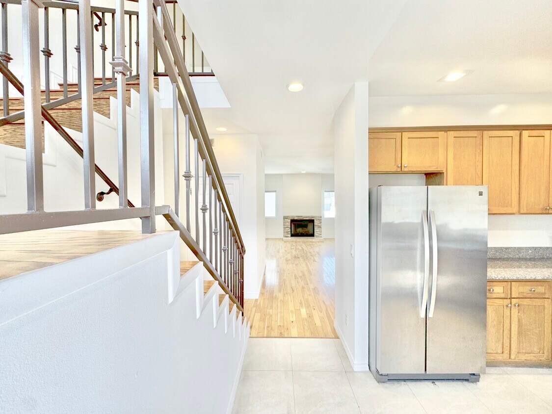 Foto principal - 6106 Pickford St
