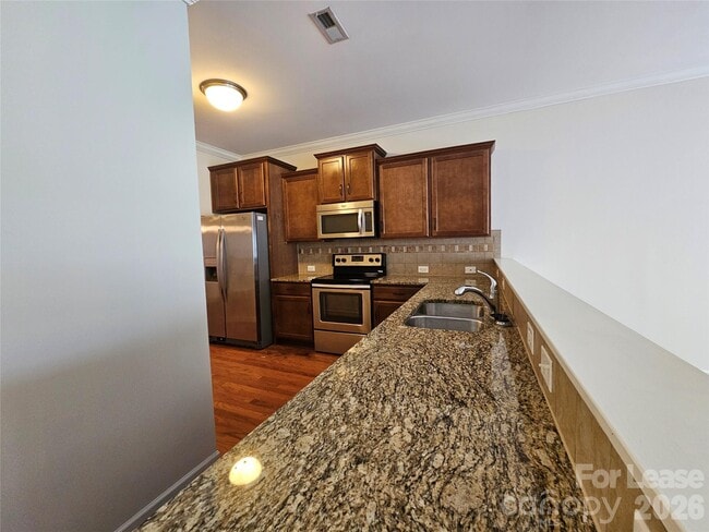 Building Photo - 2824 Hopeton Ct
