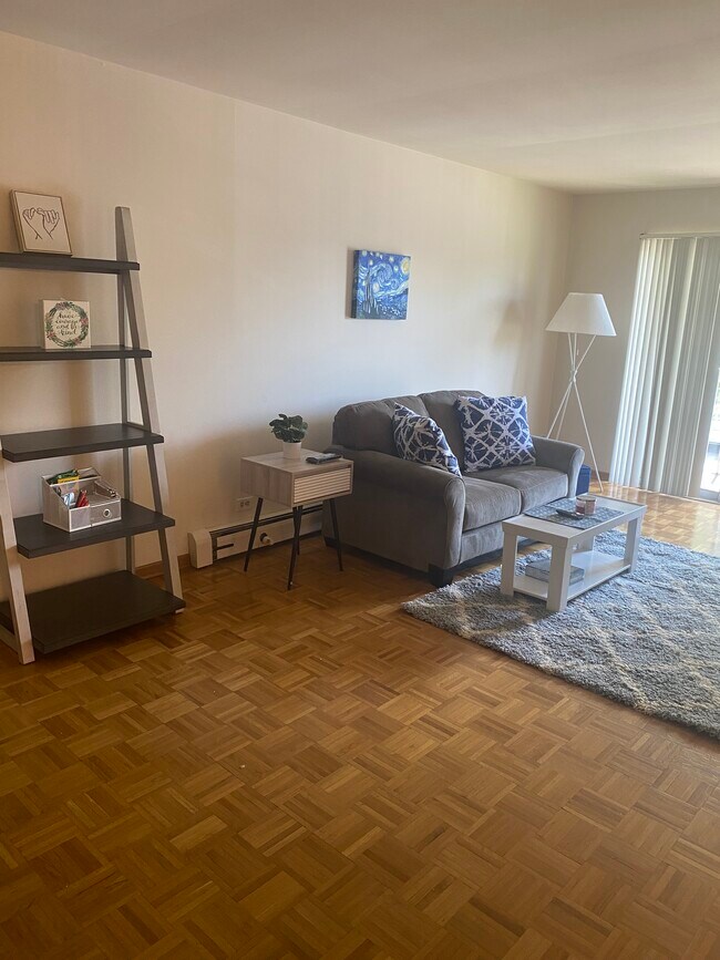 Foto del edificio - 1089 Miller Ln