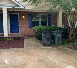 Building Photo - 2287 Tina Dr