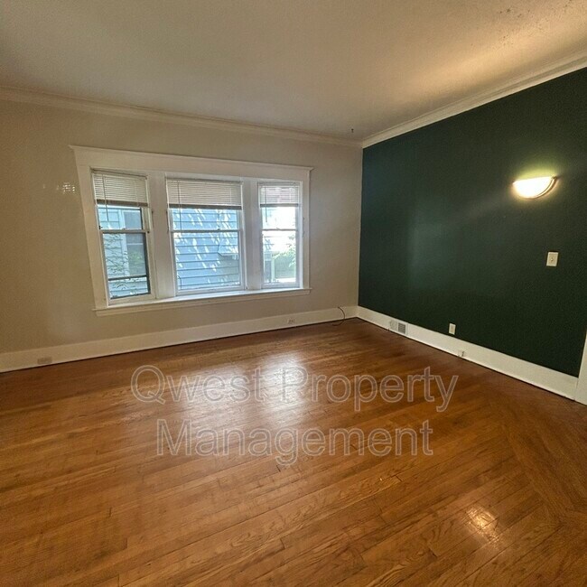 Foto del edificio - 1335 Logan St SE