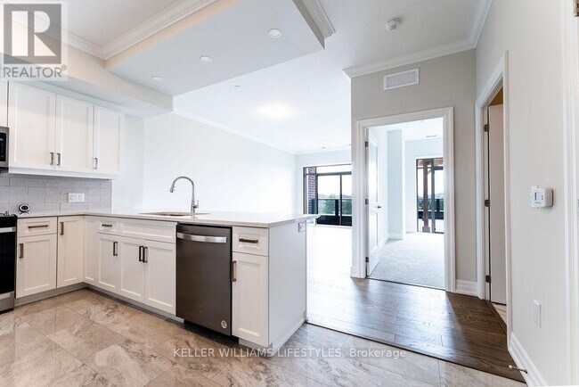 Photo du bâtiment - 480-480 Callaway Rd
