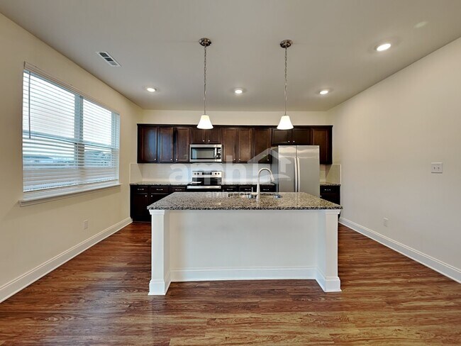 Building Photo - 4774 Chutney Dr