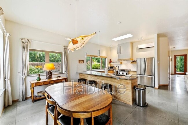 Foto del edificio - 6172 N Pierce Park Ln