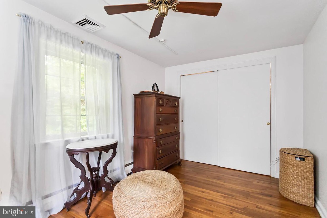 327 Echo Valley Ln, Newtown Square, PA 19073 House Rental in Newtown