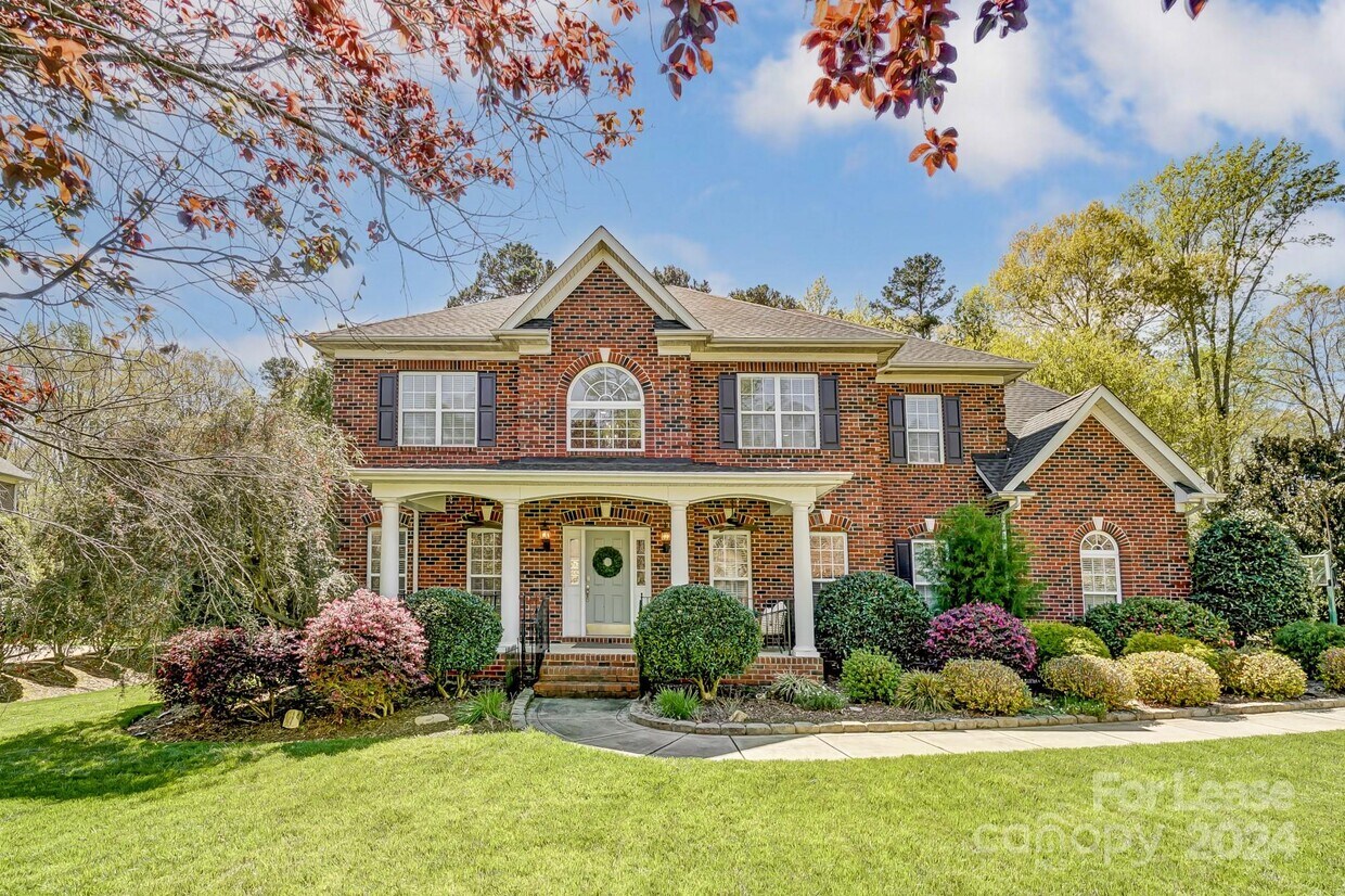 Primary Photo - 1024 Patricians Ln