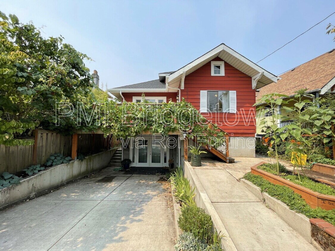 Foto principal - 1531 SE 48th Av