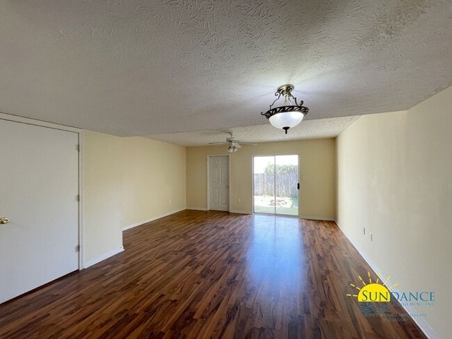 Foto del edificio - Great 2 Bedroom Townhouse in Fort Walton B...