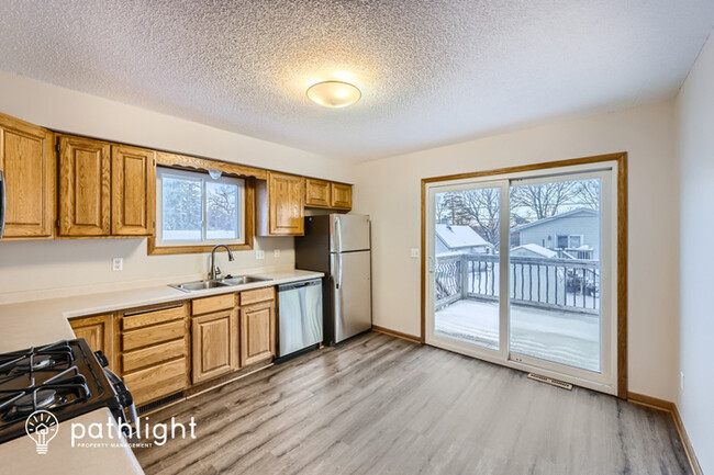 Building Photo - 1888 Hinckley Street, White Bear Lake, MN,...