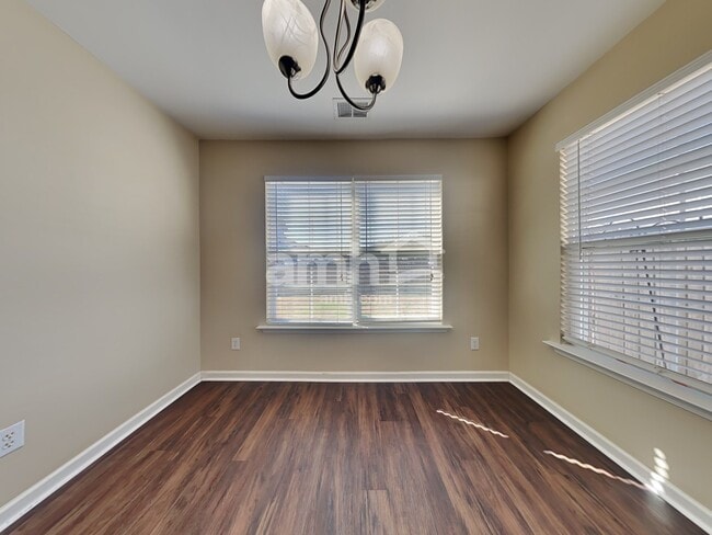 Building Photo - 317 Drayton Place Dr
