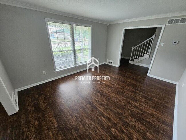 Foto del edificio - 5910 Grosvenor Ave