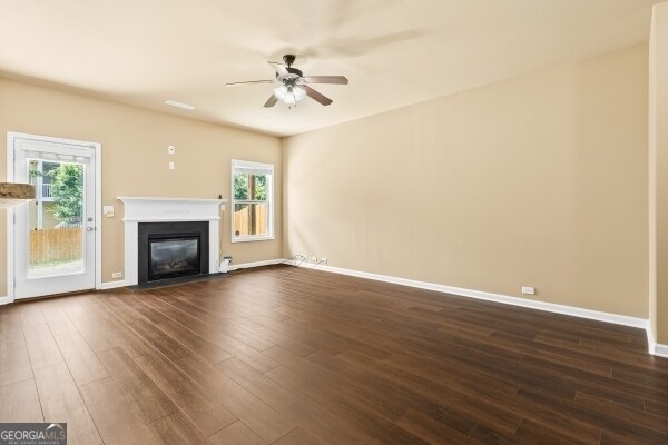 Foto del edificio - 3920 Lake Manor Way