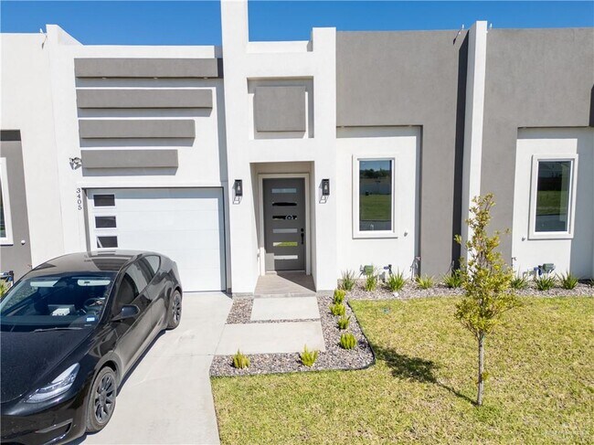 Foto del edificio - 3409 S Colt Ln