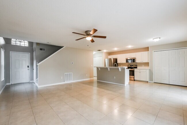 Foto del edificio - 13210 Moss Hollow Ct