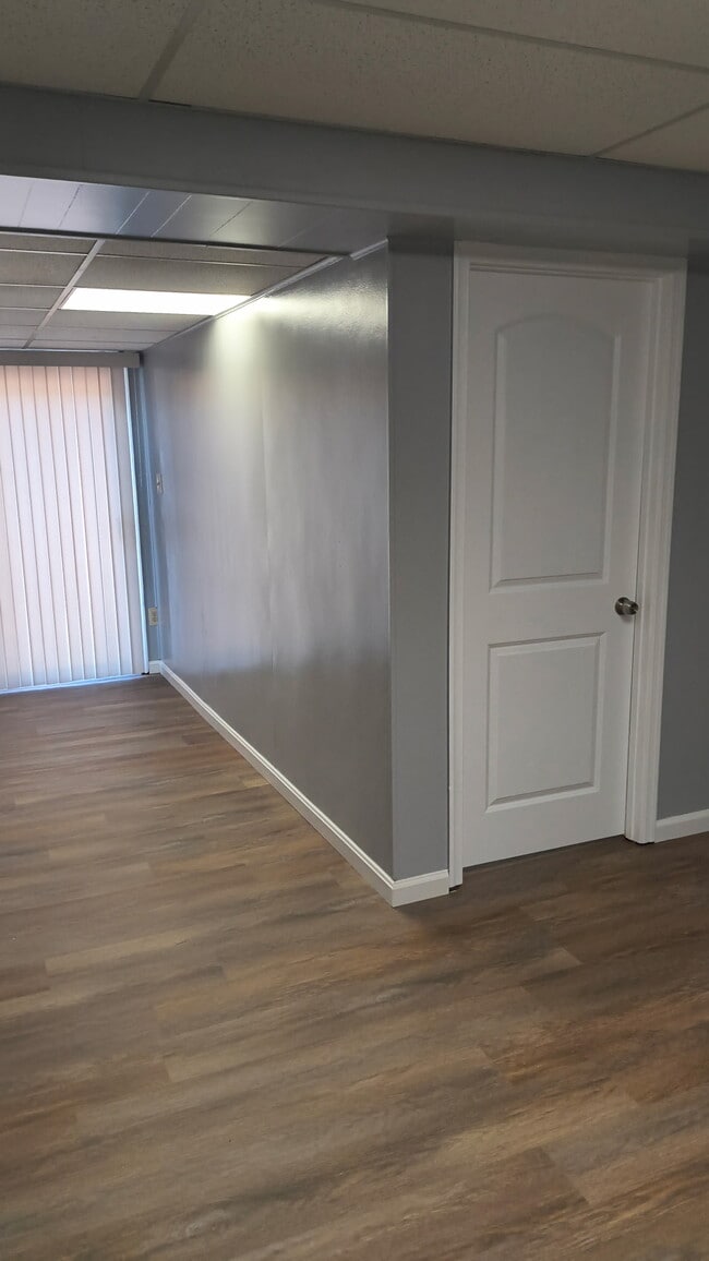 Building Photo - 7452 Fountain Head Dr