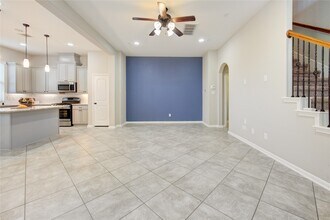 Building Photo - 12130 La Strada St