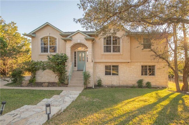 Foto del edificio - 21513 Surrey Ln