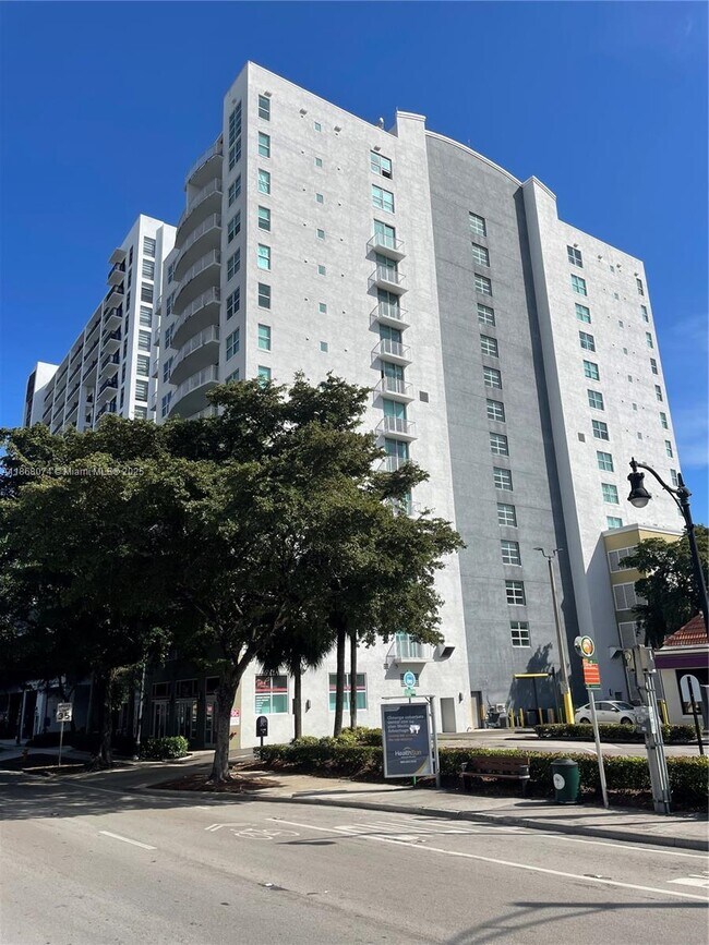 Building Photo - 3180 SW 22nd Terrace