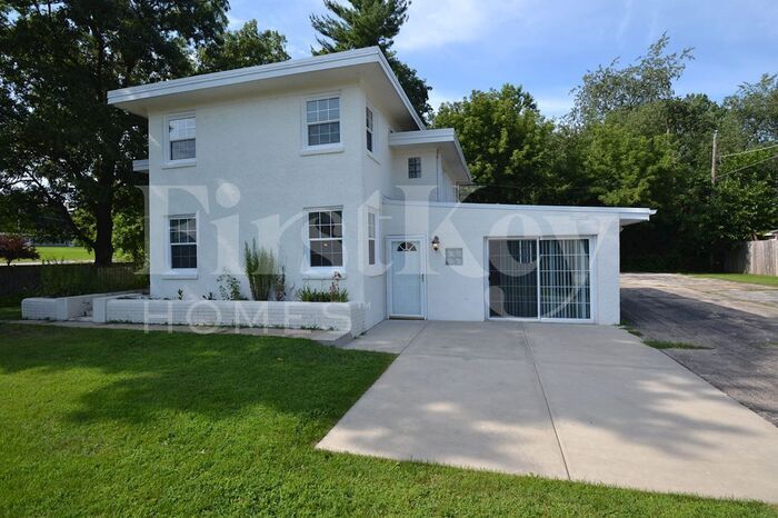 Primary Photo - 1399 Sheridan Rd
