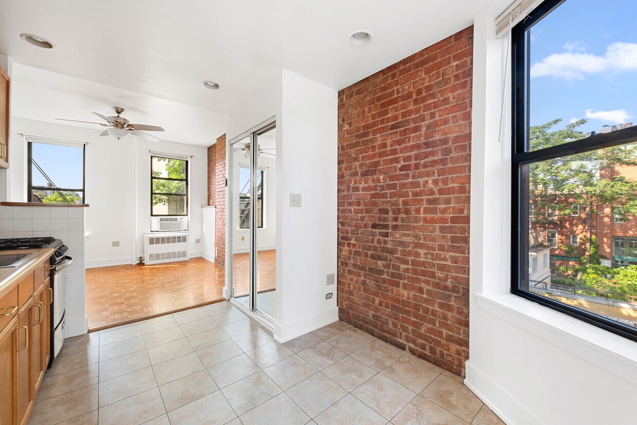 15 Leroy St Unit 16, New York, NY 10014 Apartment for Rent in New