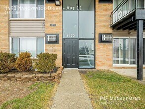 Building Photo - 1490 Nancywood Dr