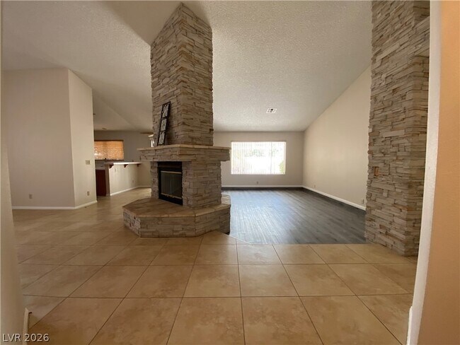 Foto del edificio - 4327 Peaceful Path Ct
