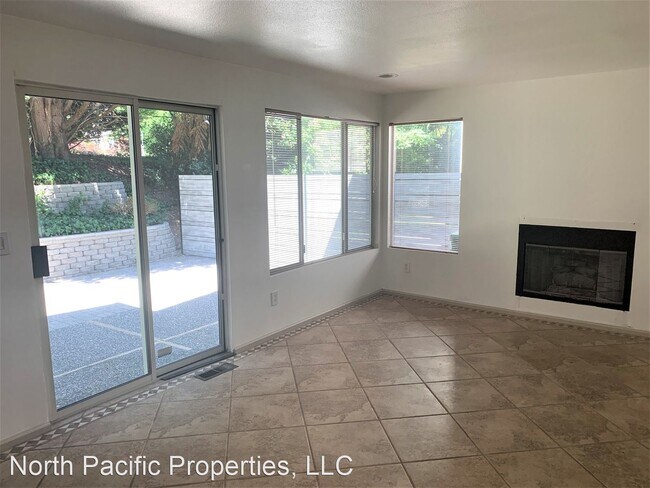 Foto del edificio - 3 br, 2.5 bath House - 2012 163rd St. SE.