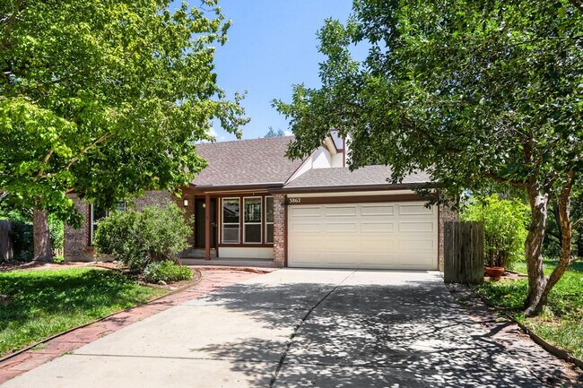 Building Photo - Gorgeous and Airy N. Boulder 4 bed, 3 bath in Quiet Cul-de-Sac - AVAILABLE NOW