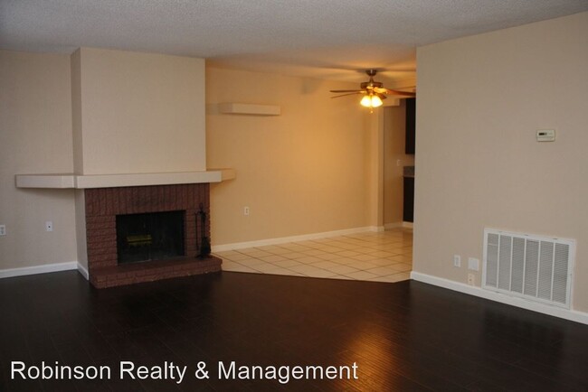 Building Photo - 2 br, 2.5 bath House - 269 Greenbriar Town...