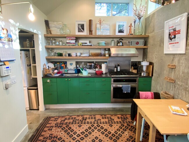 Kitchen - 2502 E 10th St