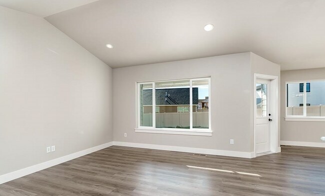 Building Photo - Brand new 3 bed 2 bath home!