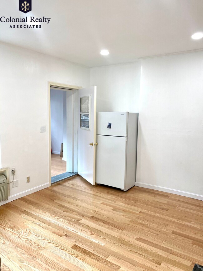 Foto del edificio - 76 Tyler St