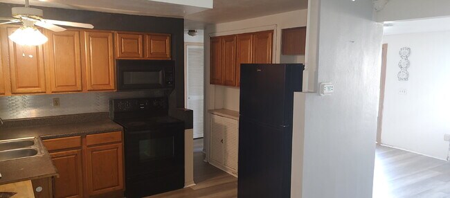 Foto del edificio - Charming 2-Bed in Holiday, FL