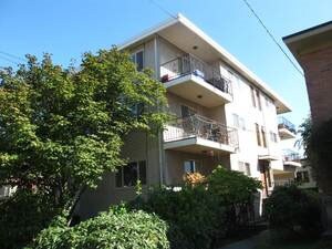 Summer view of the building-NW side - 617 N 49th St