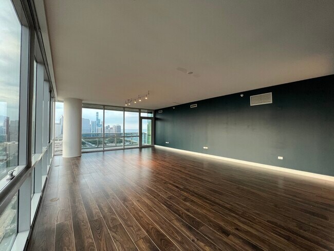 Foto del edificio - 1201 S Prairie Ave